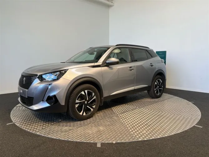 Peugeot 2008 1,2 PureTech Platin Sport 130HK 5d