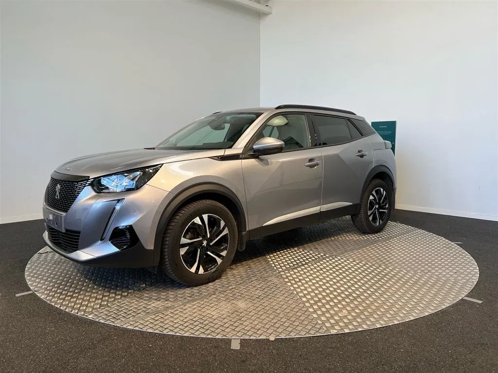 Peugeot 2008 1,2 PureTech Platin Sport 130HK 5d
