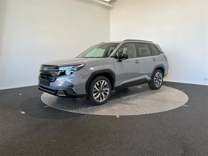 Subaru Forester 2,0 e-Boxer Mild hybrid Touring AWD Lineartronic 136HK 5d Aut.