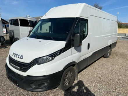 Iveco Daily 35S18 12m3 3,0 D Forza+ A8 V 176HK Van 8g Aut. til salg