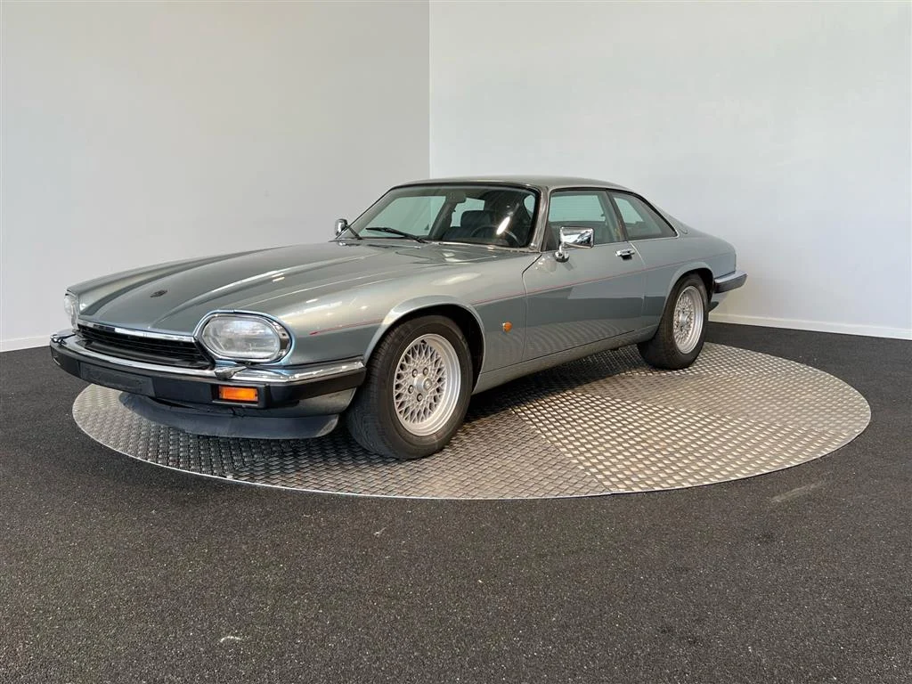Jaguar XJ 4,0 226HK 2d Aut.