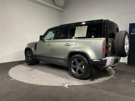 Land Rover Defender 110″ 2,0 SD4 First Edition AWD 240HK Van 8g Aut. til salg