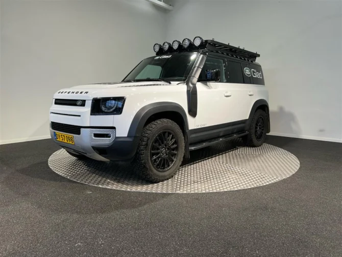 Land Rover Defender 110&#8243; 3,0 Mild hybrid SE AWD 300HK Van 8g Aut.