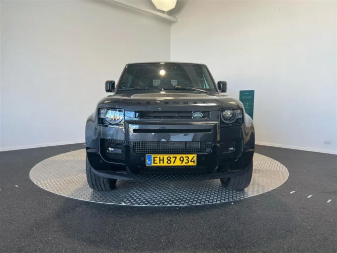 Land Rover Defender 110&#8243; 3,0 Mild hybrid X-Dynamic SE AWD 250HK Van 8g Aut.