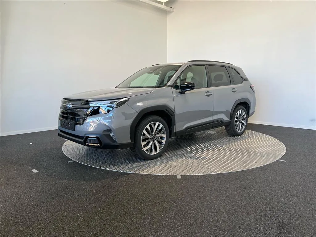 Subaru Forester 2,0 e-Boxer Mild hybrid Touring AWD Lineartronic 136HK 5d Aut.